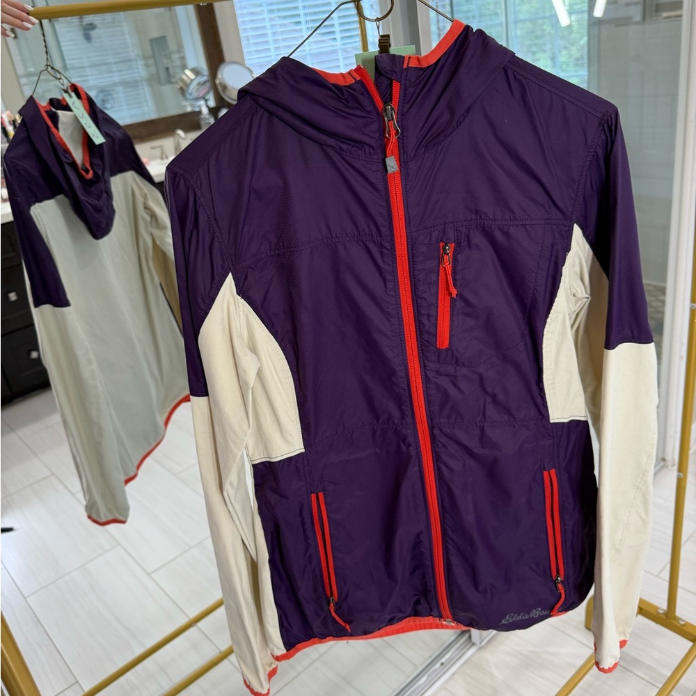 Eddie Bauer Purple and Cream Jacket with Red Details (A253)